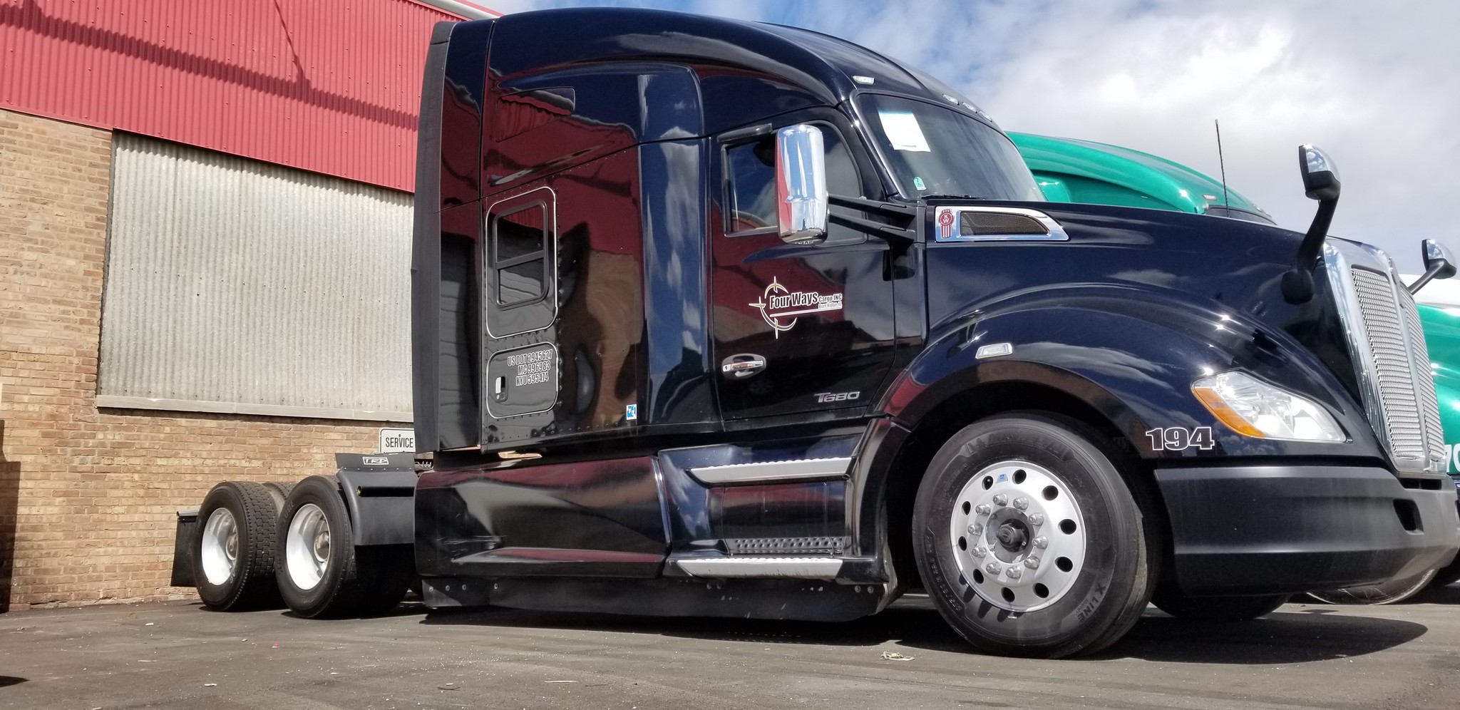 Four Ways Cargo Truckers Review Jobs, Pay, Home Time, Equipment