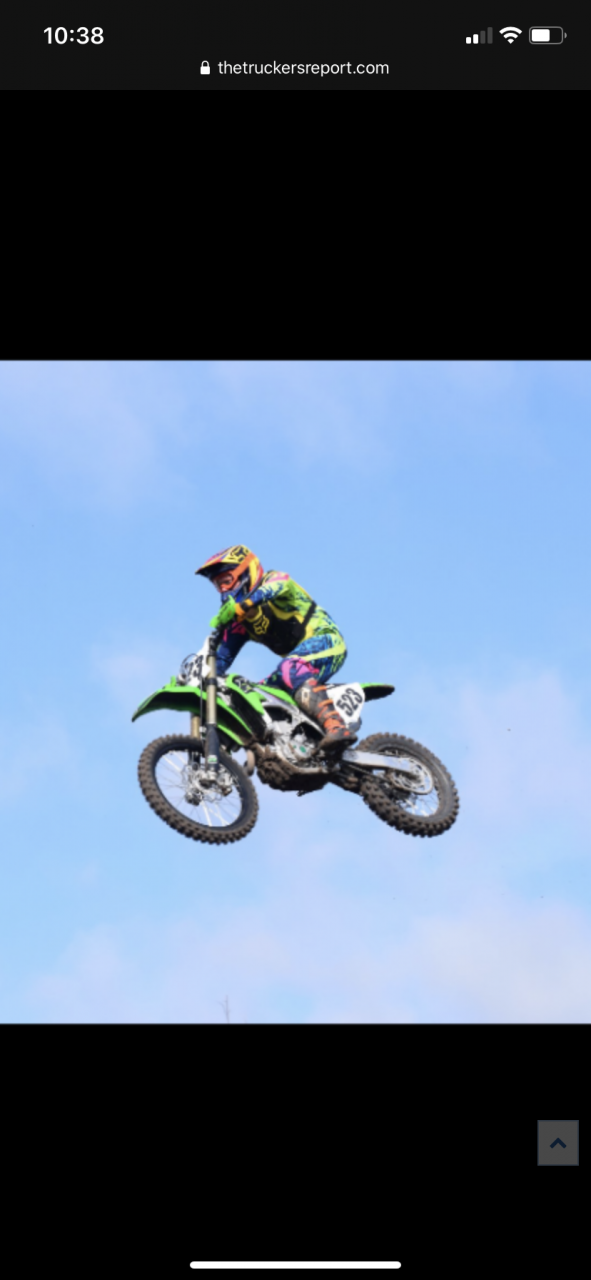 05E427E8-FD17-4B1C-AD58-30697A61A69D.png