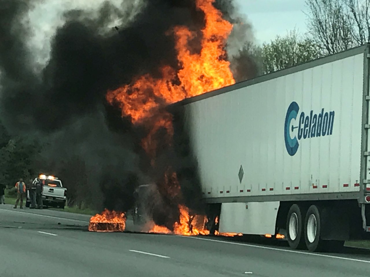18fire_1490737827126_9058181_ver1.0.jpg
