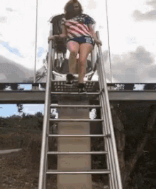 278172BF-1C52-449E-8EED-F7369DAC5E53.gif