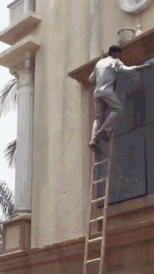 335A9B76-C7DE-4691-9B9E-EBD6136A2226.gif