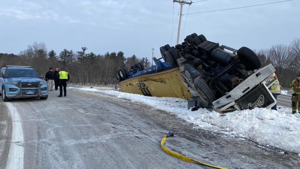 42399b72-9fac-4670-982c-2534f840ebb8-Kittery_TT_accident.jpg