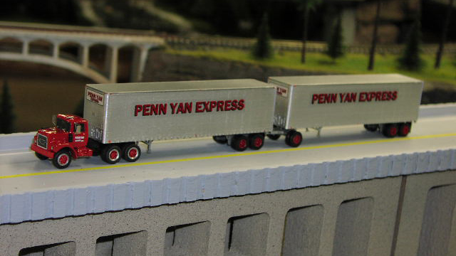 758_red_penn_yan_lf.jpg