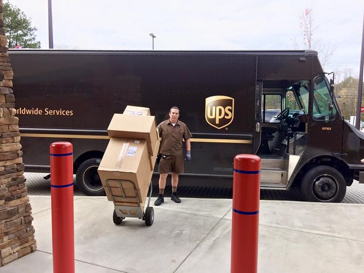 75df9a3bb8c47763b23c50eb4e5e3419--parcel-service.jpg