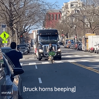 93E0ADBF-BF1C-4F47-B57D-D5B42CCA81B4.gif