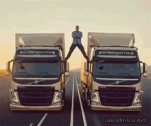 B0CBA84E-031B-4D71-8617-47379836E31E.gif