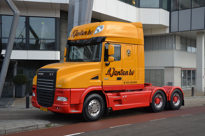 DAF XF with nose.jpg