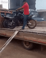 DD539864-F2C3-40DC-B086-604463740F7F.gif