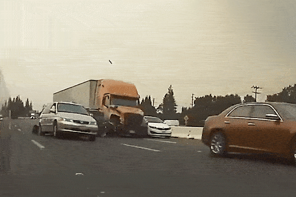 EAE1A8F1-9B8E-4DB3-922C-528E3CBF7FB2.gif