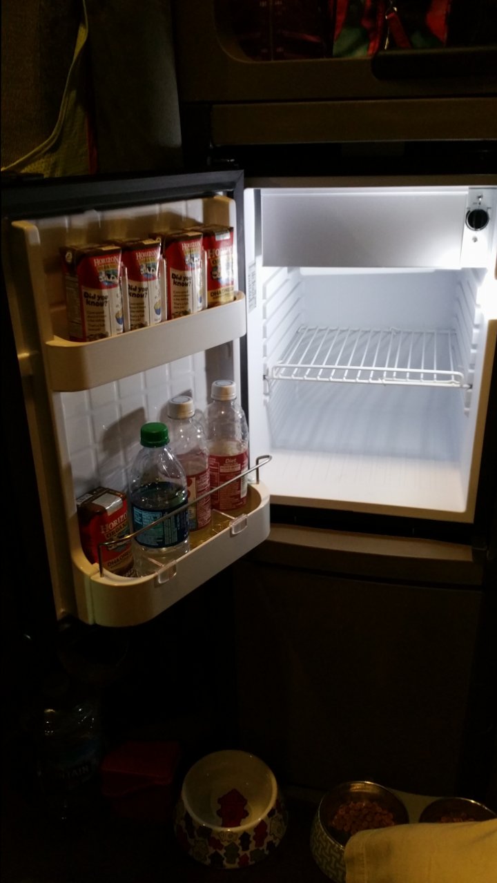 fridge1.jpg