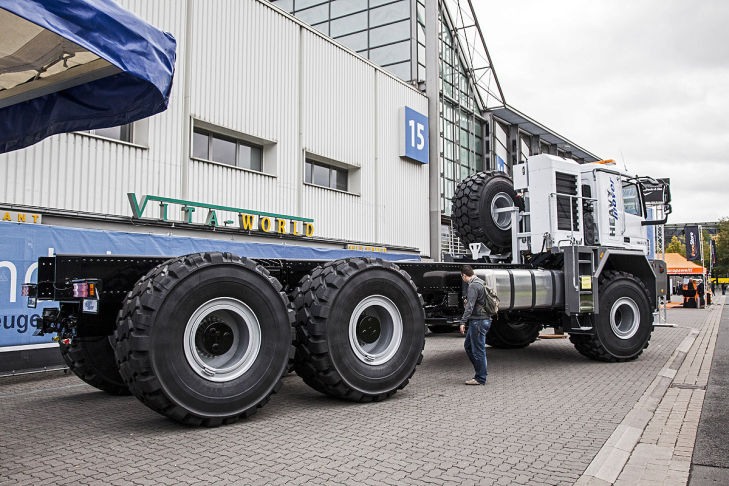 Heavy-Mover-von-Paul-Nutzfahrzeuge-729x486-4a7e84d3791294e8.jpg