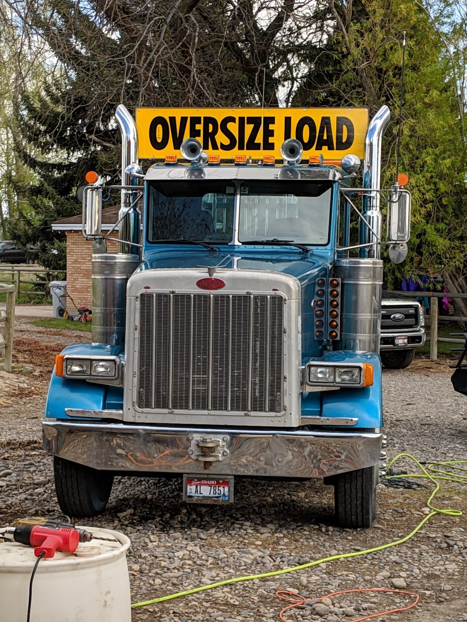 oversized load pic.jpg