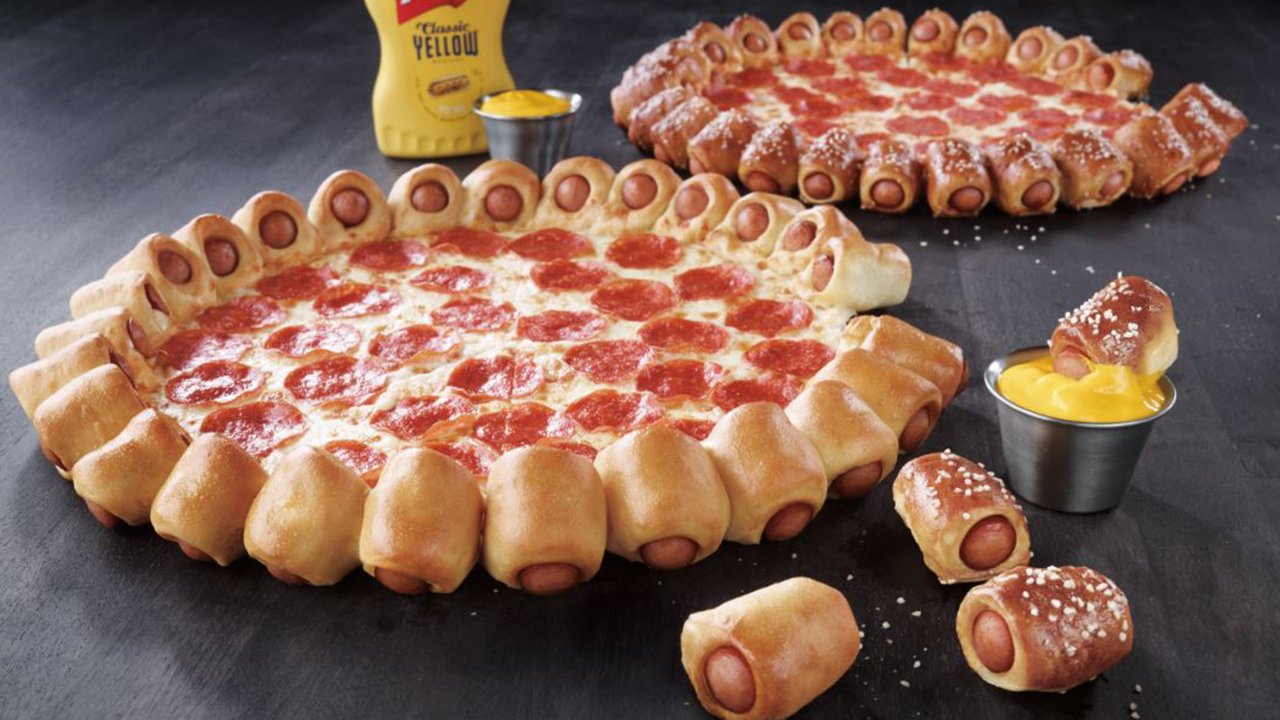 pizzahut-hotdogpizza-today-tease-150610_7413ec0f63b132f1b440384644b1d730.jpg