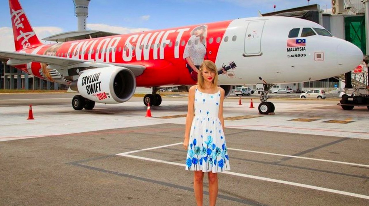 taylorswiftflights.jpg