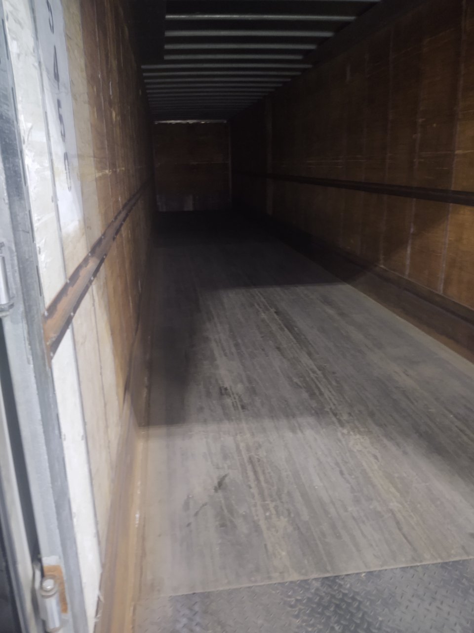 VanTrailerLeft.jpg