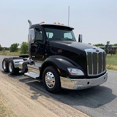 2020 Black Peterbilt 579