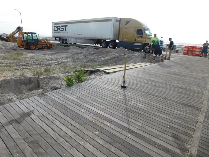 Trucker Blames GPS For Driving 3 Miles On Atlantic City Boardwalk