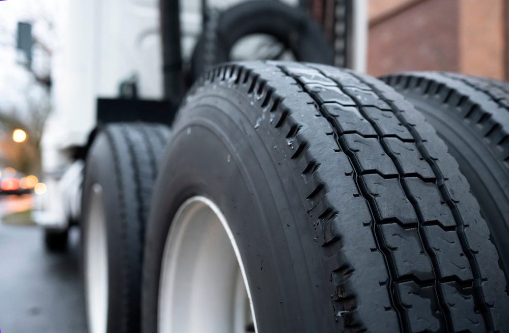 Replacement Truck Tire Prices Set to Rise in May Amid Tariff Pressures