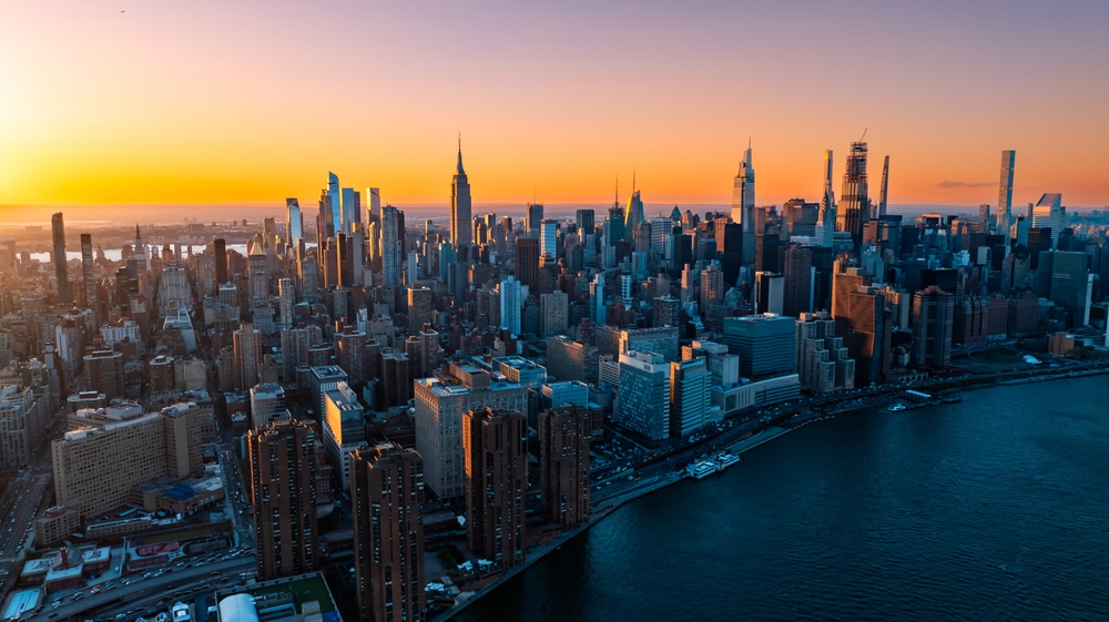 New York Risks Losing $73 Million in Federal Funding Over Improper Immigrant CDLs