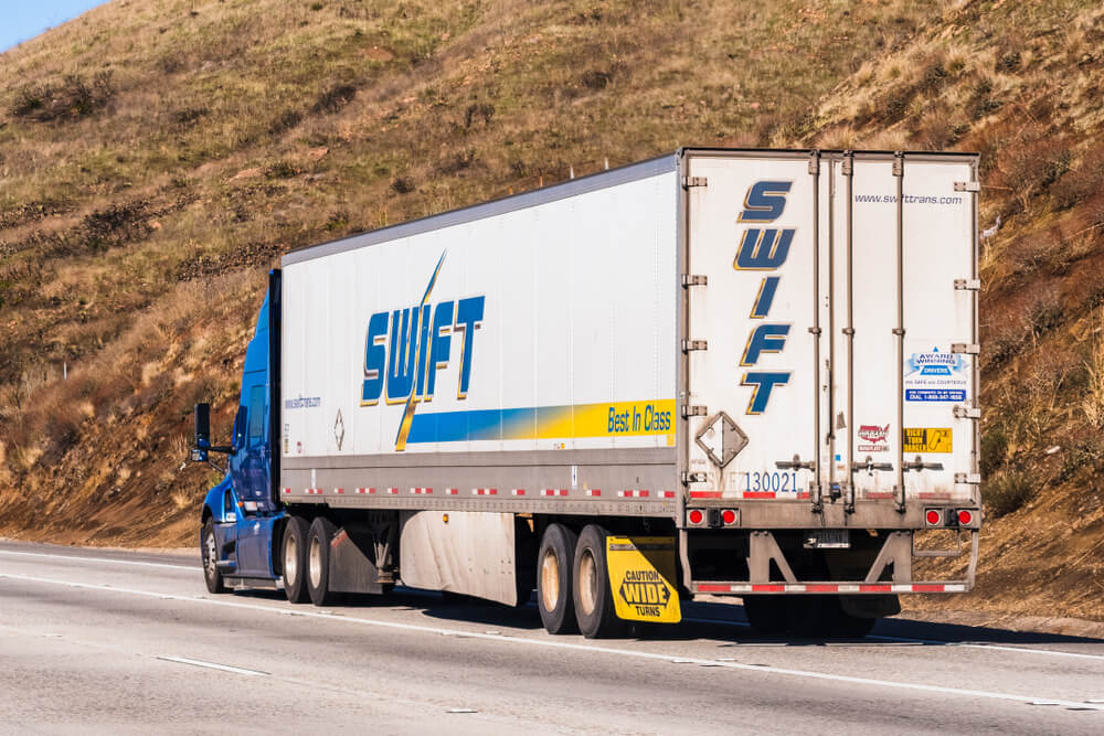 Knight-Swift Transportation Increases National LTL Network With $150M Acquisition